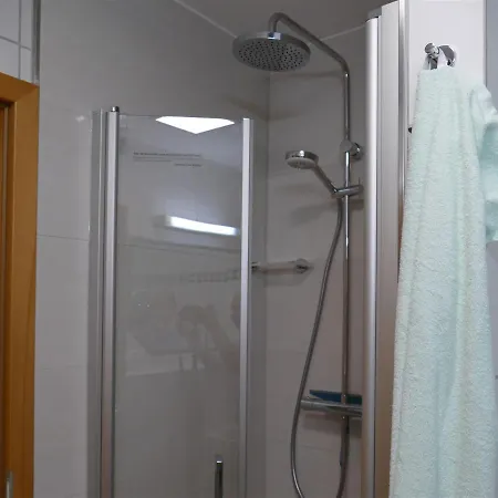 Maigloeckchen 게스트하우스 4*